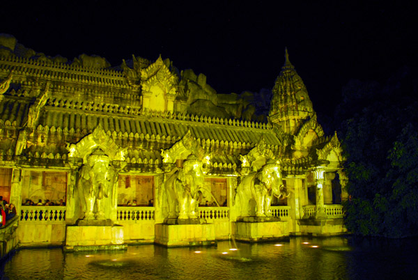 Palace of the Elephants, Phuket FantaSea