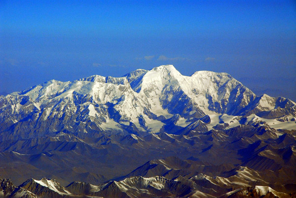 Muztagh Ata (K-5) Xinjiang Province, China (7546m/24,757 ft)