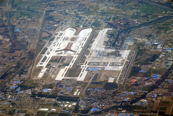 Beijing Capital Airport (PEK/ZBAA) with the new expasion (left side)