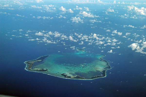 Cocos Islands, Indian Ocean (12N/97E)
