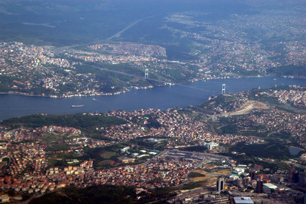 Fatih Sultan Mehmet Bridge over the Bosphorus, Turkey