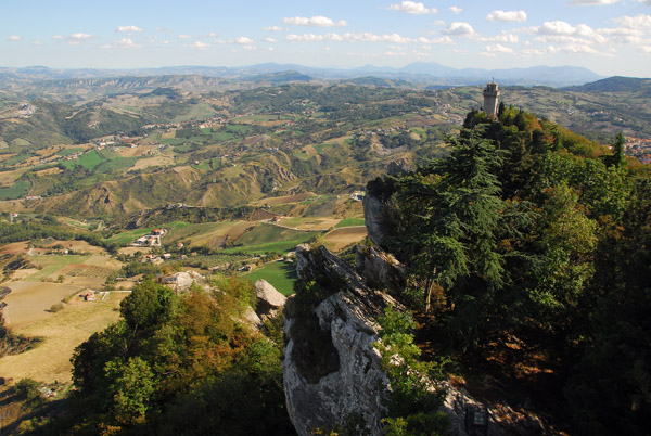 Torre Montale and the south end of Mount Titano