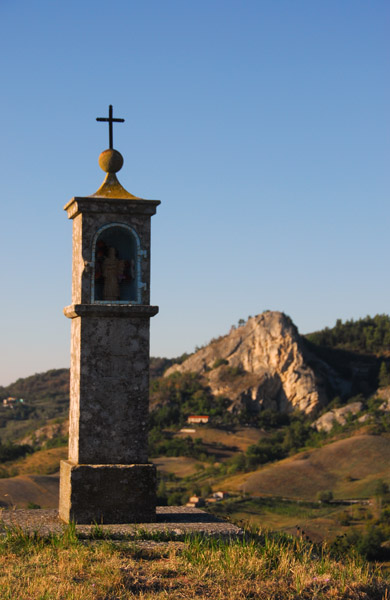Roadside shrine, San Marino