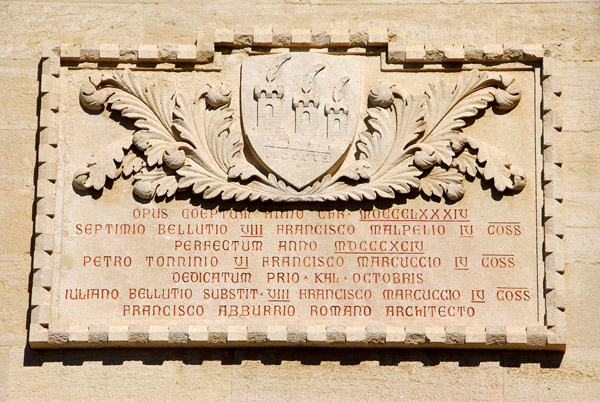 Palazzo Pubblico - designed by Roman architect Frencesco Azzurri and built 1884-1894