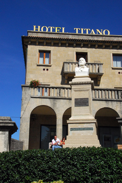 Garibaldi monument, Hotel Titano, San Marino