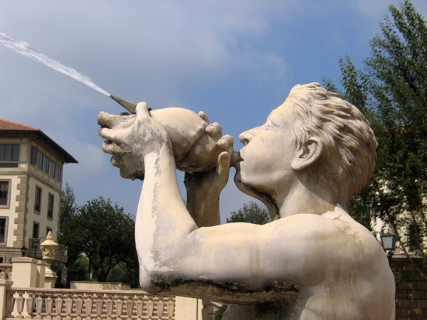 Montecasino - triton fountain