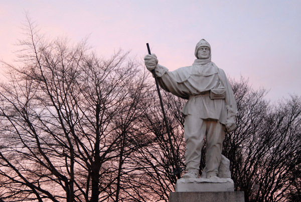 Scott Memorial at sunset, Christchurch