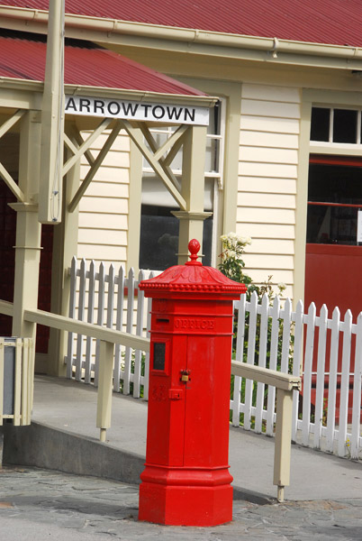 Red postbox, Arrowtown