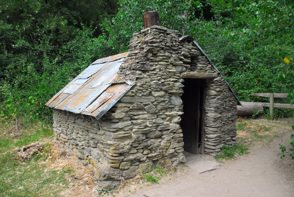 Restored miner's hut, Arrowtown Chinese Settlement