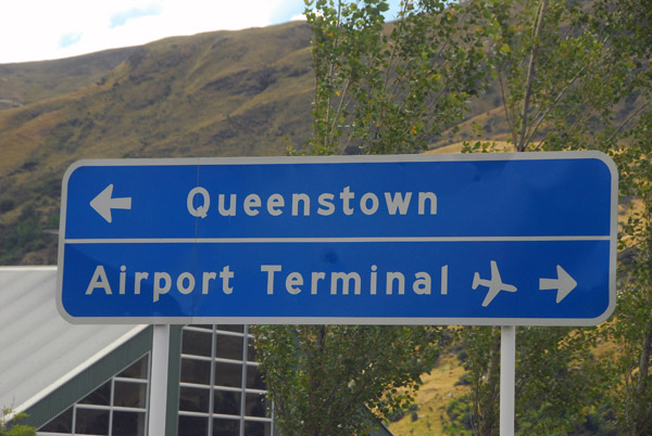 Roadsign Queenstown Airport