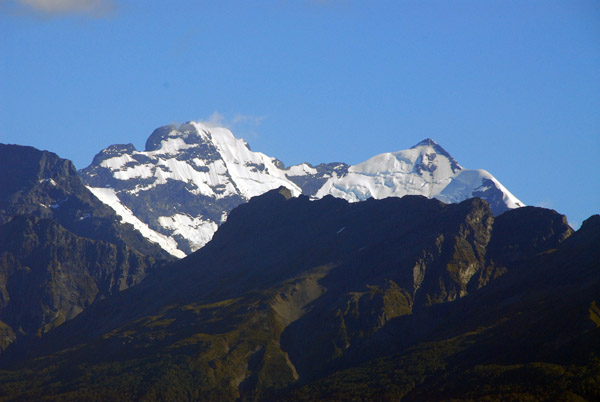 Mount Alfred partially blocking Mount Earnslaw