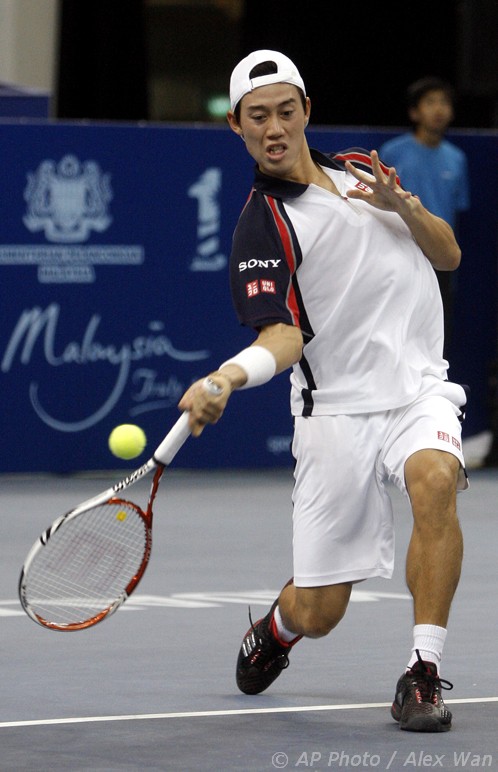 ATP2011-2R-Nishikori-Petzchner-18s.jpg
