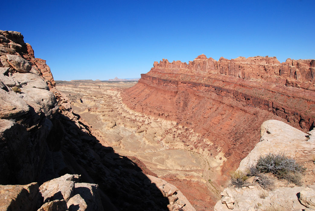 0831...View westward from the rim of San Rafael Reef