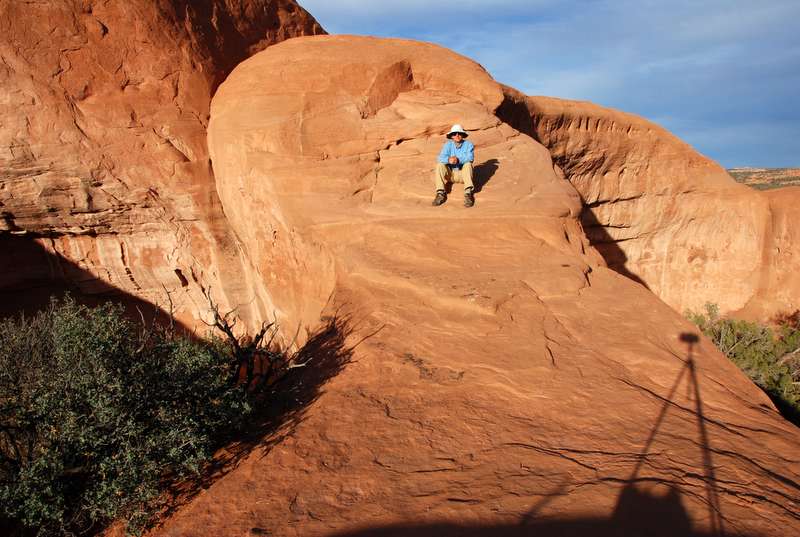 Between a pothole (left) and an alcove