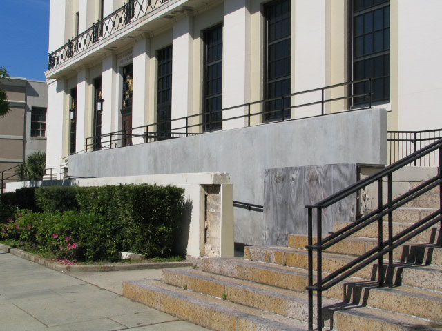 Courthouse ADA ramp-Pensacola.jpg