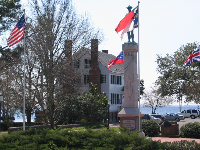 Memorial-Edenton NC.jpg