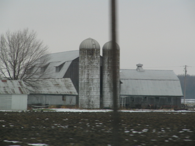 Barn with dormers-Frankenmuth MI.JPG