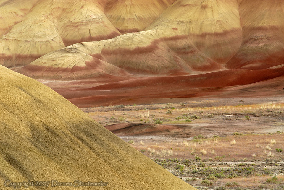 Painted Hills Valley3