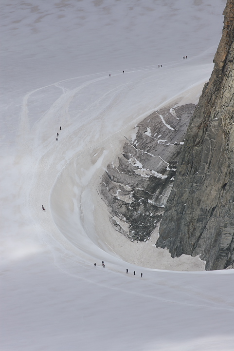 Hikers on the Glacier du Geant