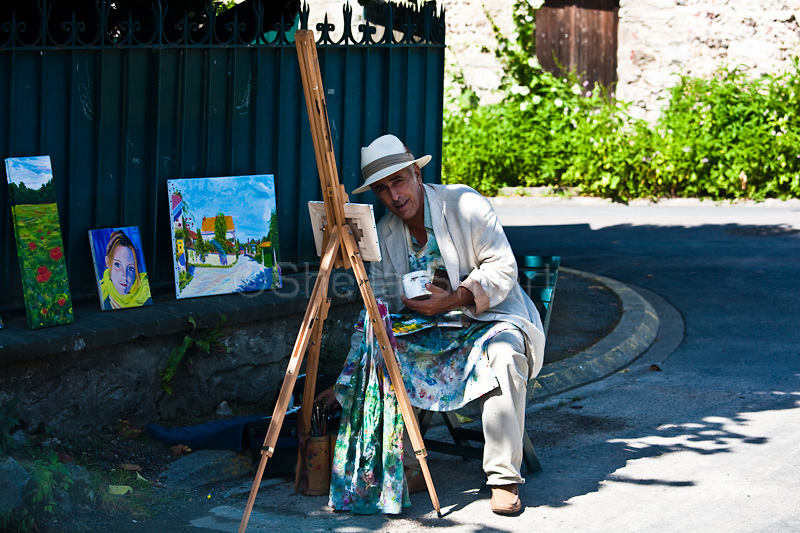French artist at Monets Garden, Giverny