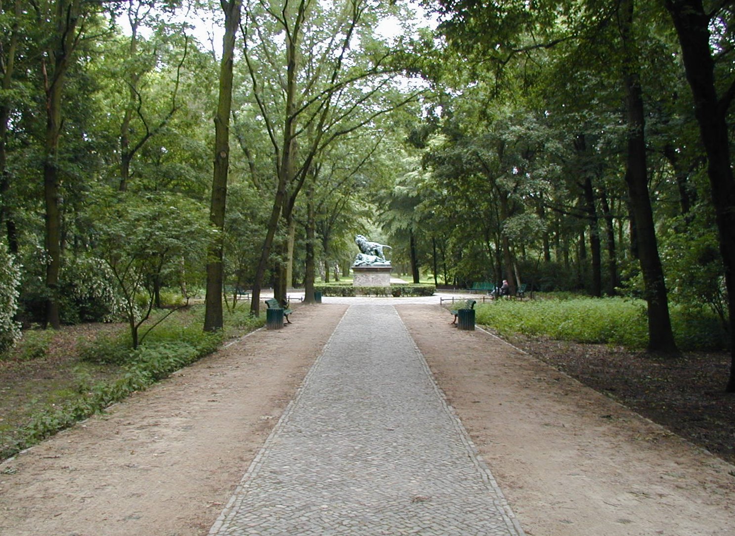 Inside the Tiergarten (6/4)