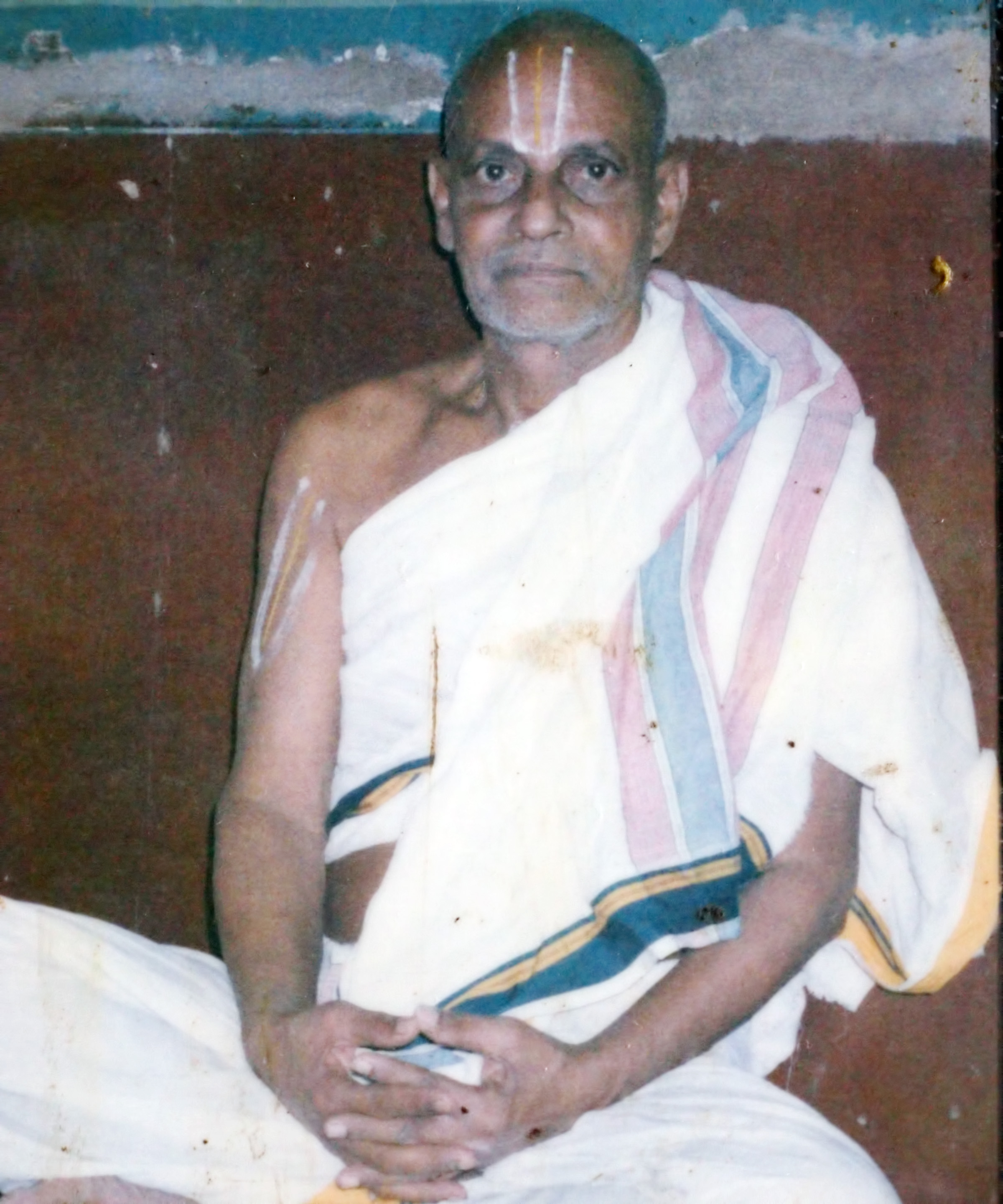 Vaikuntavaasi Pazhaveri Sri U.Ve. Rajagopalachar Swami
