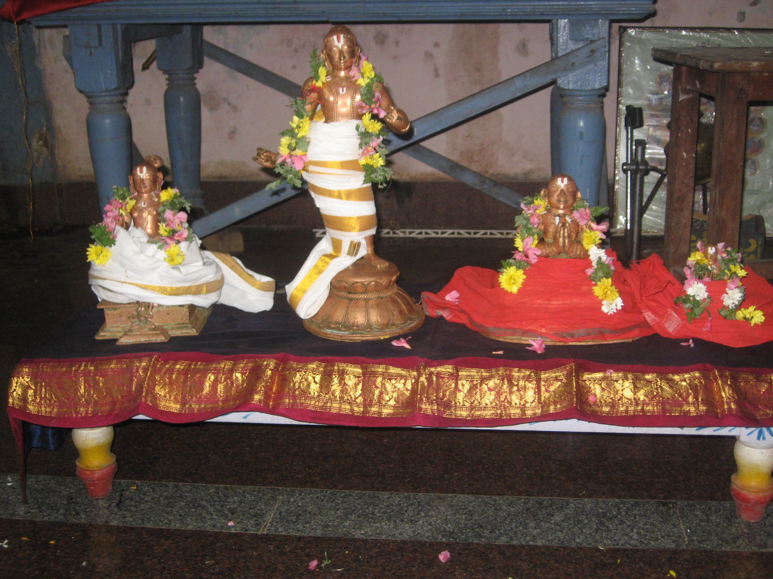 Maran, Kaliyan, Emperumanar and Jeeyar.JPG