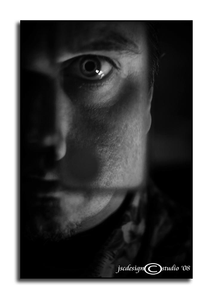 Eye SPy<br>Achromatic August<br>August 12