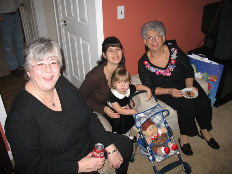 RyanJohnFirstChristmas 092.jpg