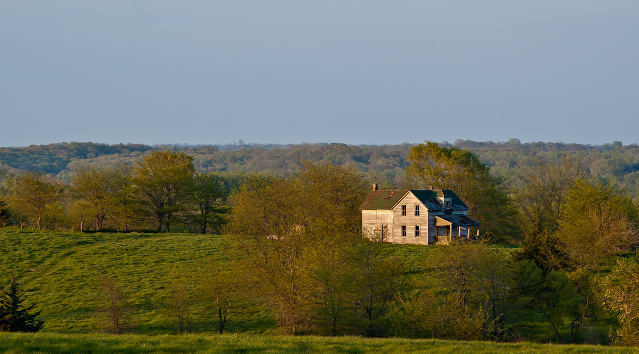 Todd Heirs Home (Northwest of Albany, Missouri)