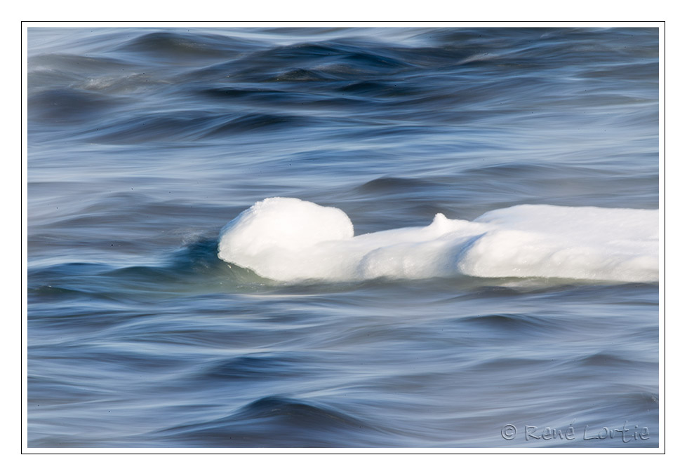 Au fil du courant<br>Ice cold water