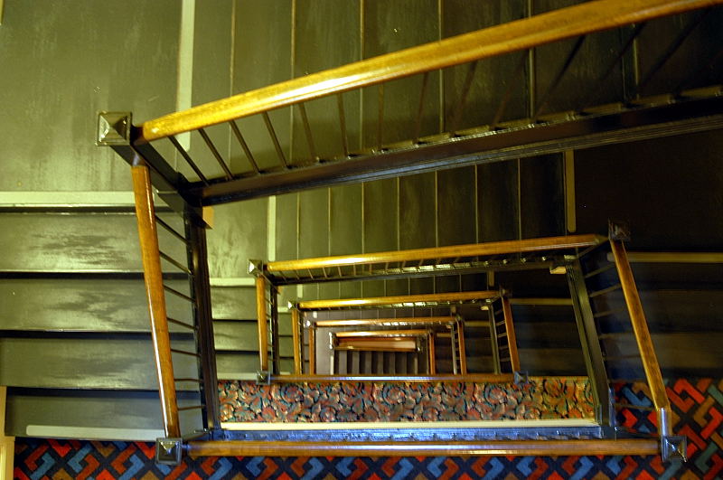 007_14 (stairwell inside the renoir hotel. perhaps love)