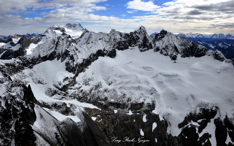 Spire Glacier on Spire Point,North Cacade Mountains