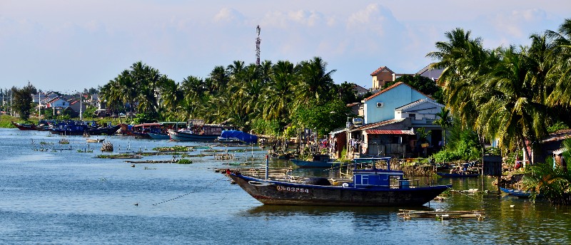 fishing boats and fish traps, De Vong River, Hoi An, Vietnam 