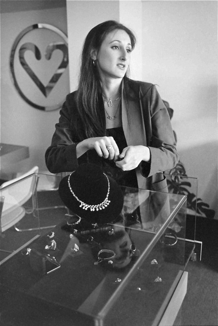 Jewelry Sales Person