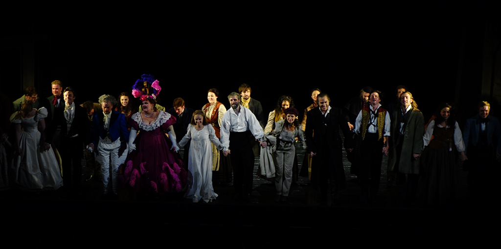 The cast-bows at the end.  Too many for a photo 1024 pixels wide. #00465r