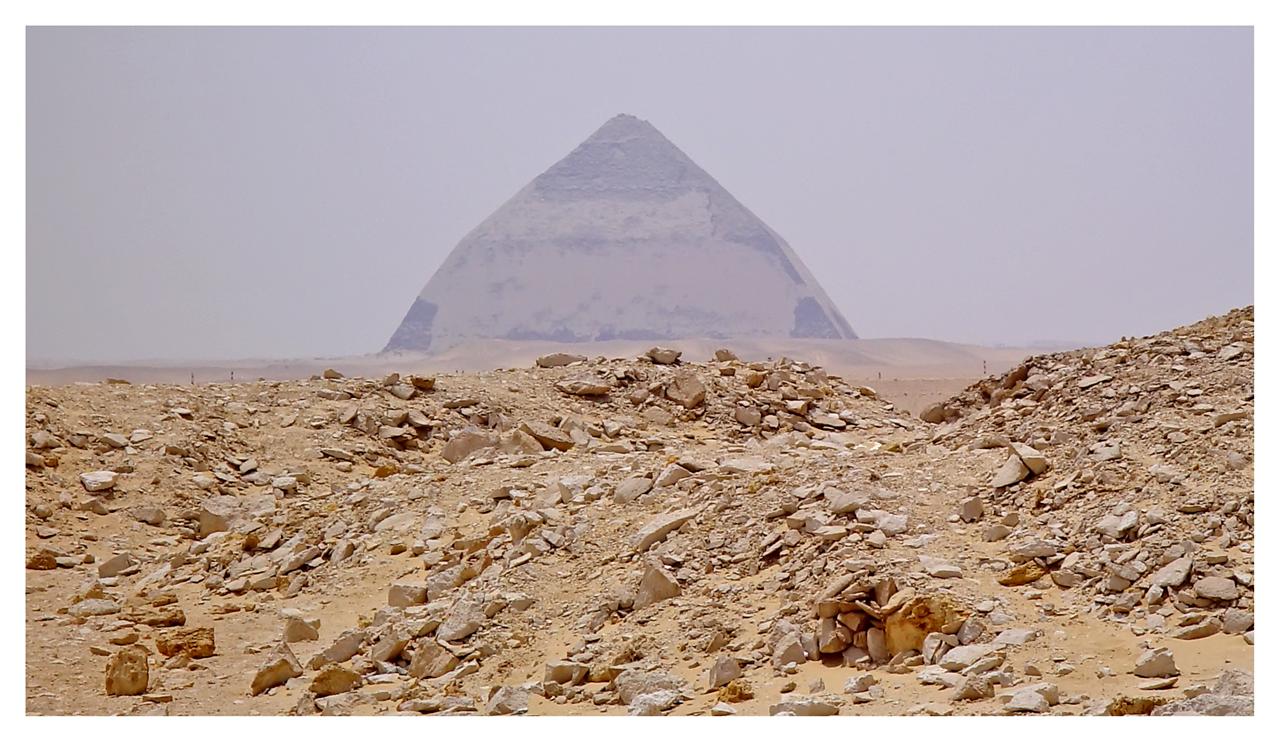 Bowing down for the Bent Pyramid