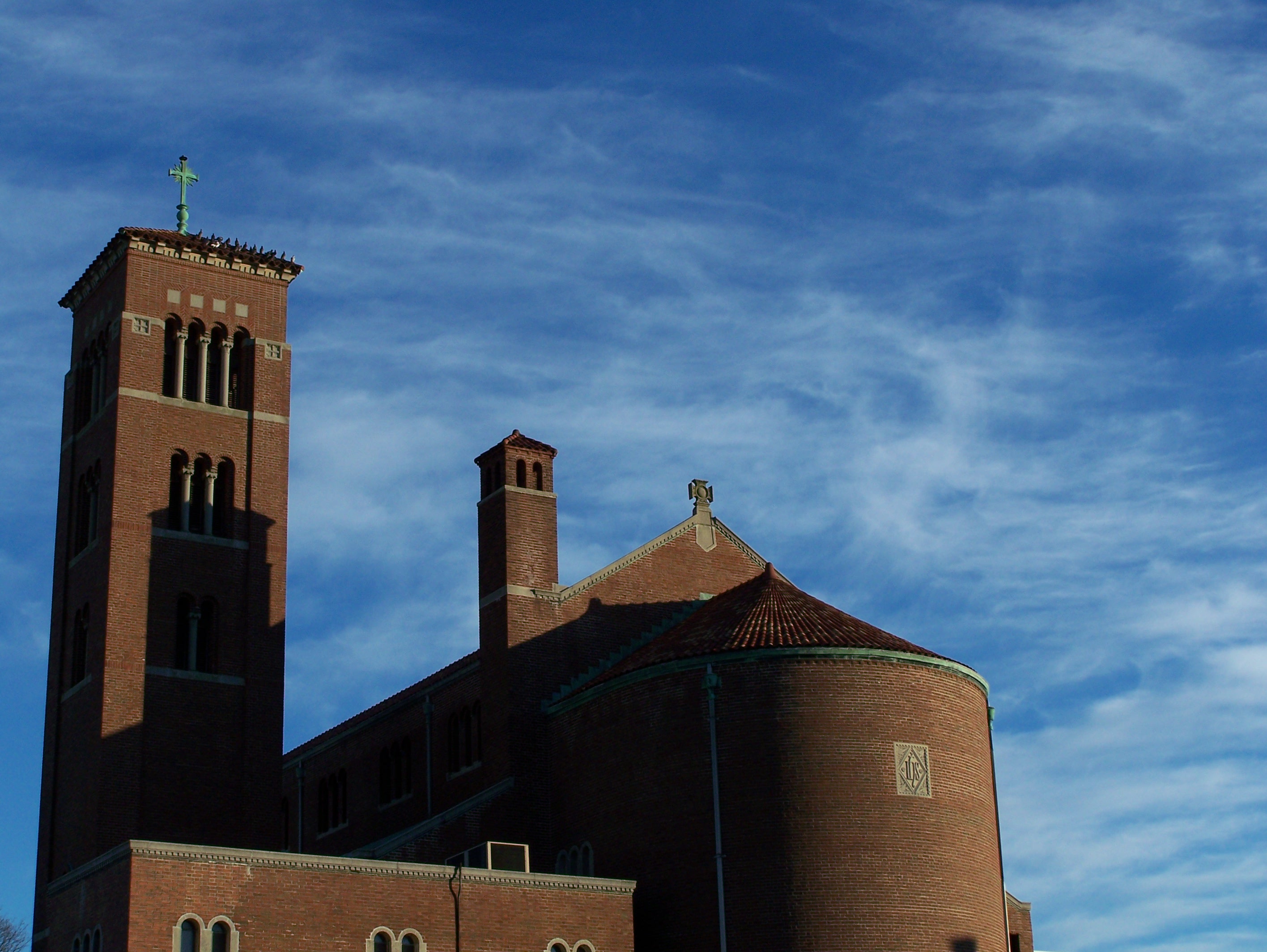 Church & brilliant sky, The Flint