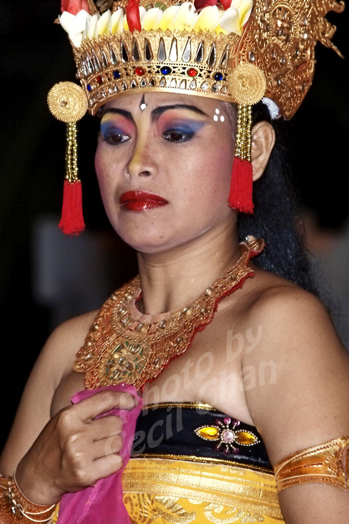 Ind9215177 Bali KecakDance copy.jpg