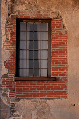 Old Savannah Window (135)