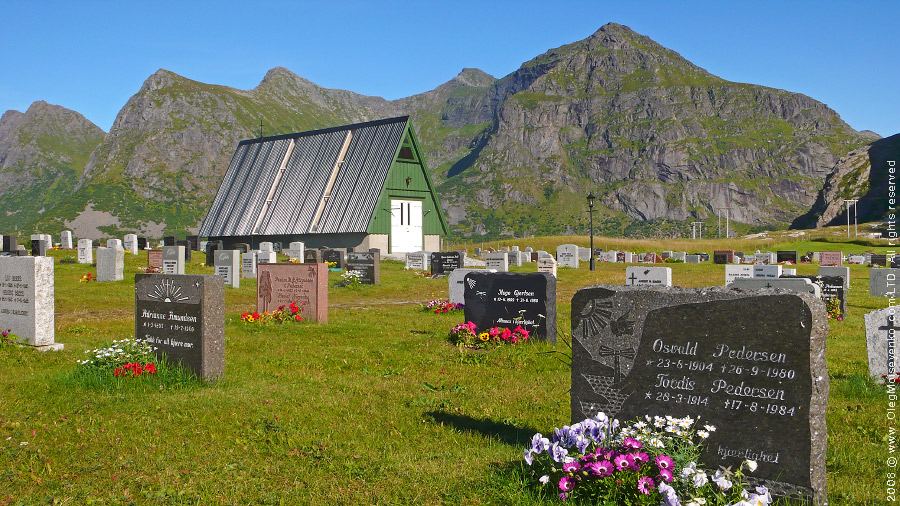 Cemetery, Lofotens