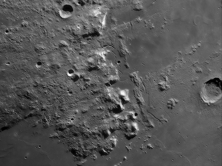 Hadley Rille  Udate: 2007/08/04 Utime: 07:45