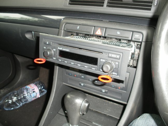 SILVER A4 TDI S RADIO 04 REG.JPG