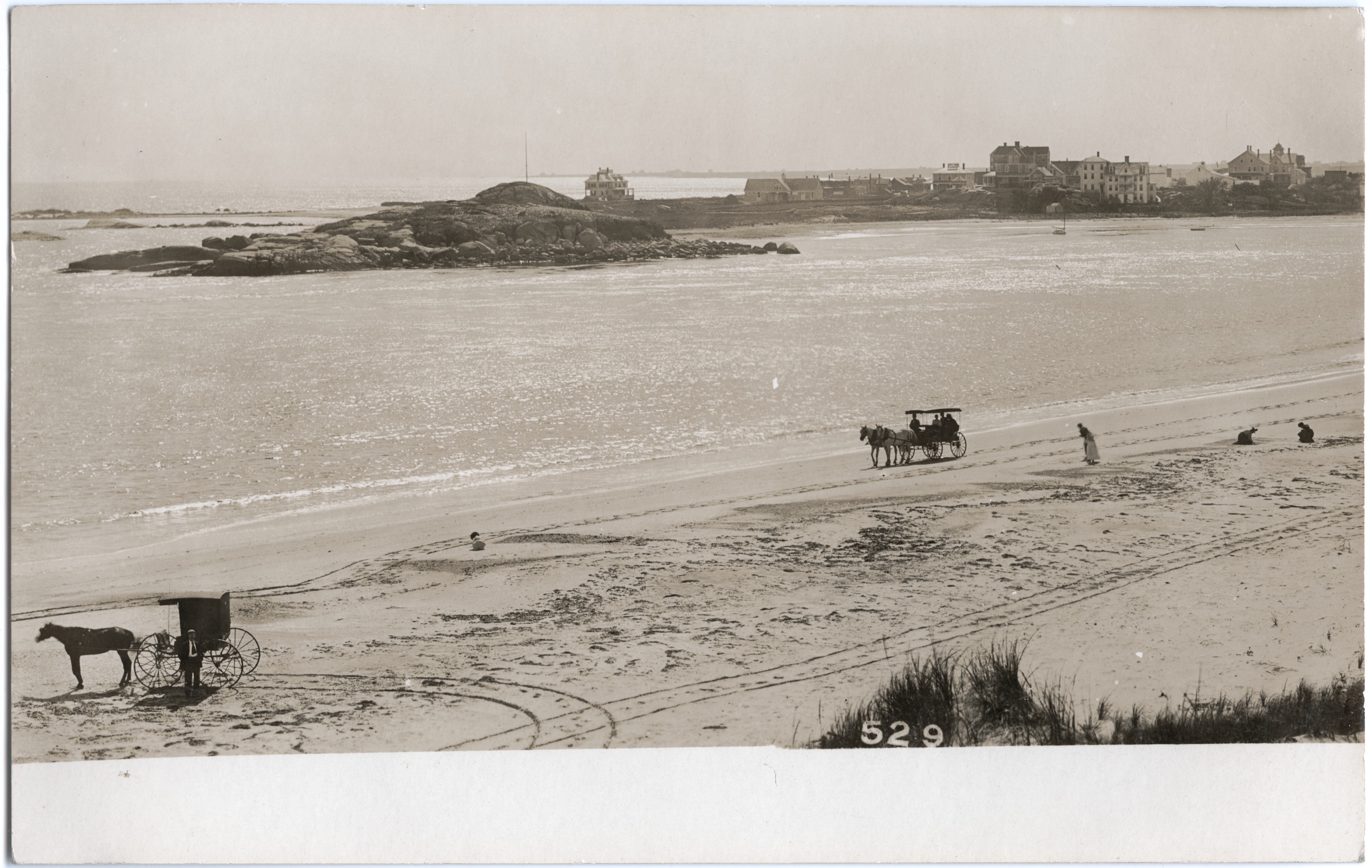 529 (carriage on beach with Nubble)