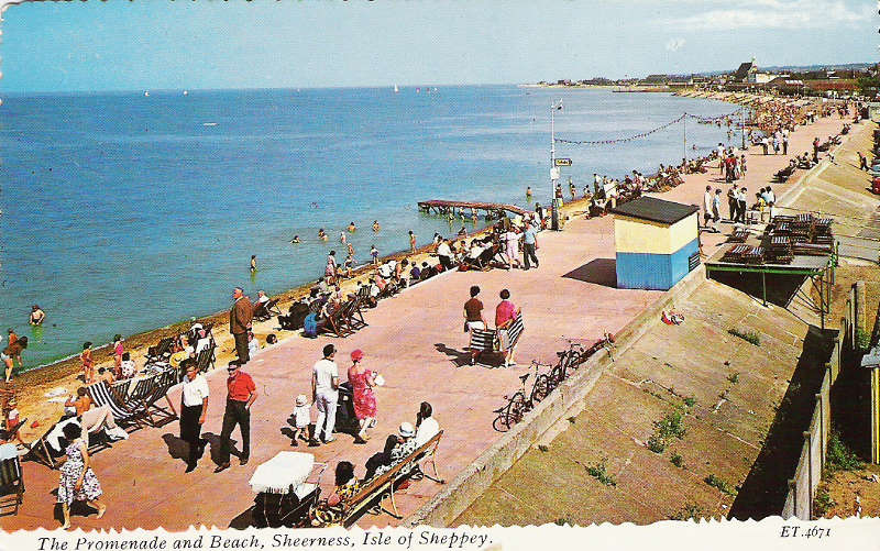Promenade & Beach