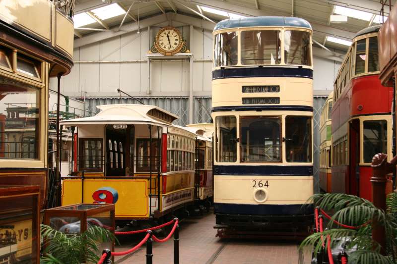 Oporto 9 & Sheffield Transport Department 264