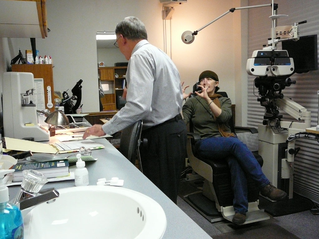 Optometrist Dr Michael Flandro and My Wife smallfile P1010041.jpg