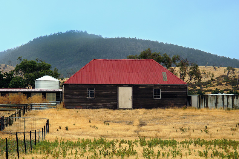 Oatlands farm shed