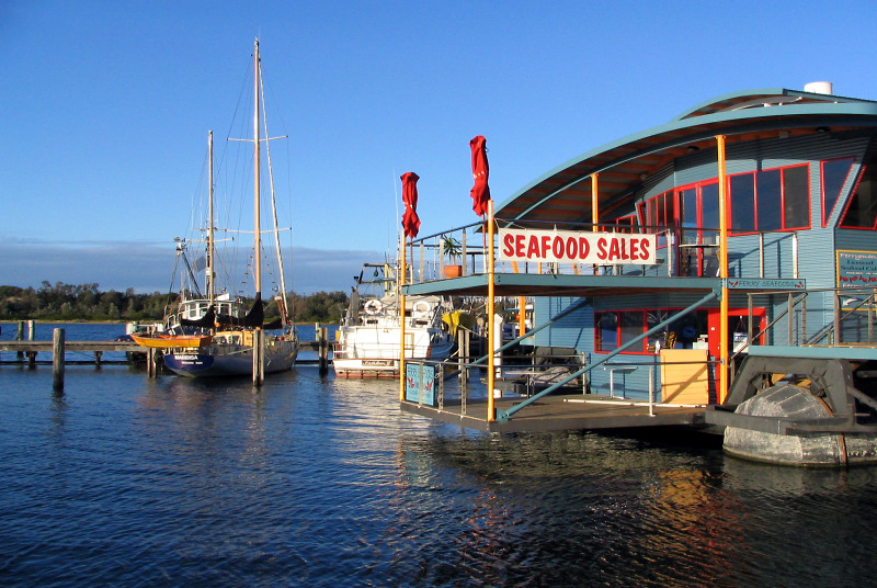 Lakes entrance Jetty