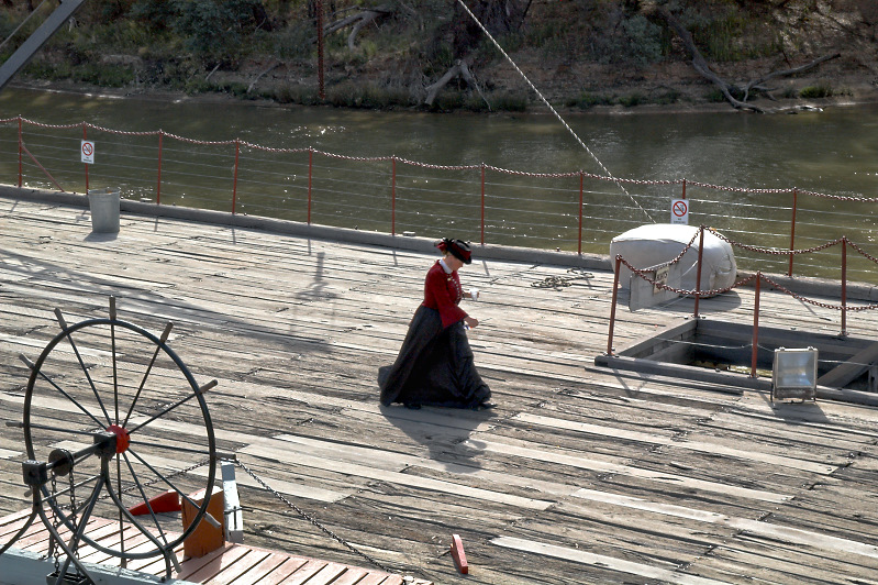 A stroll on the wharf